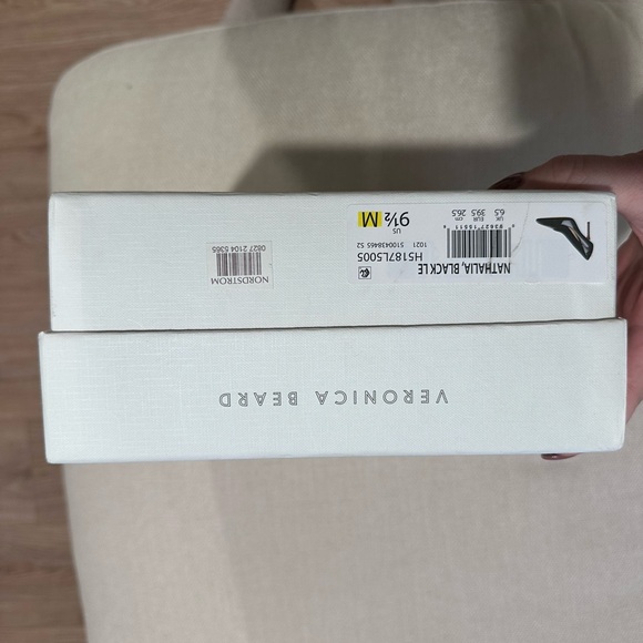 NWT Veronica Beard Black Leather Heels - Picture 2 of 4